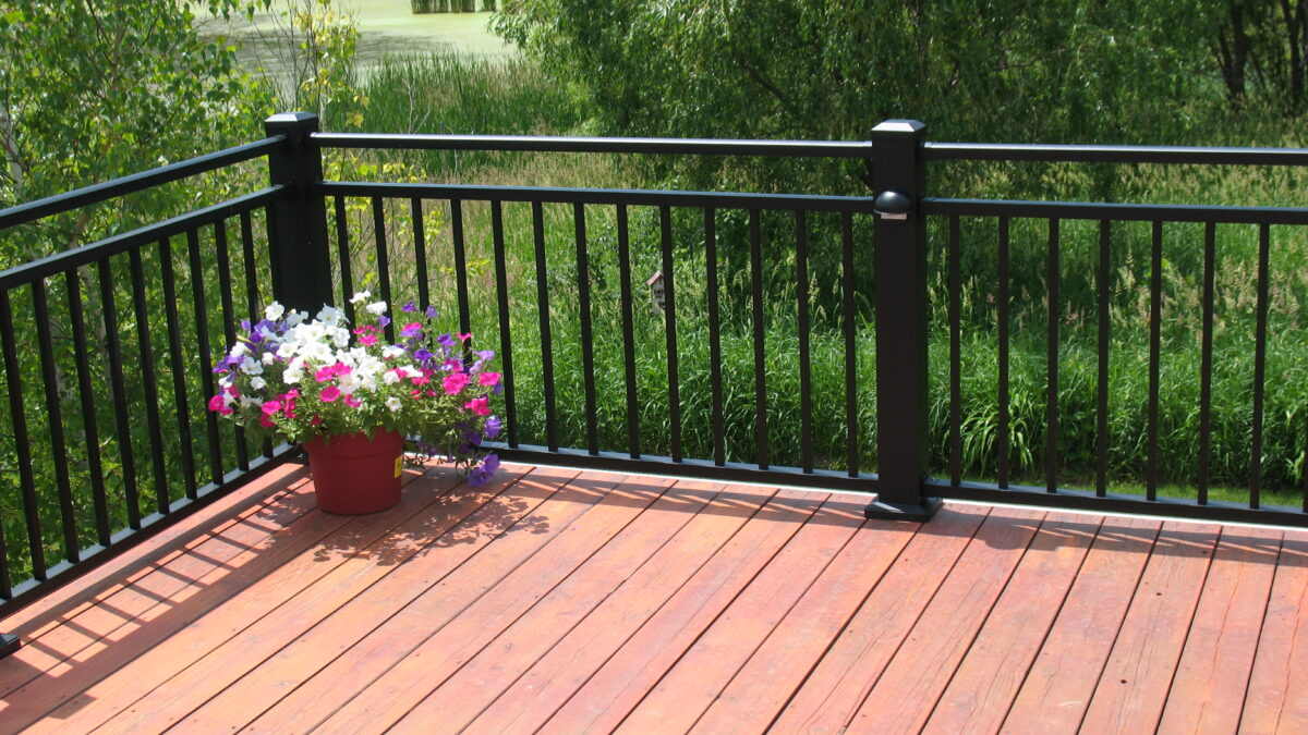 How tall does deck railing need to be