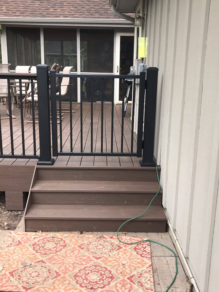 deck railings for better safety